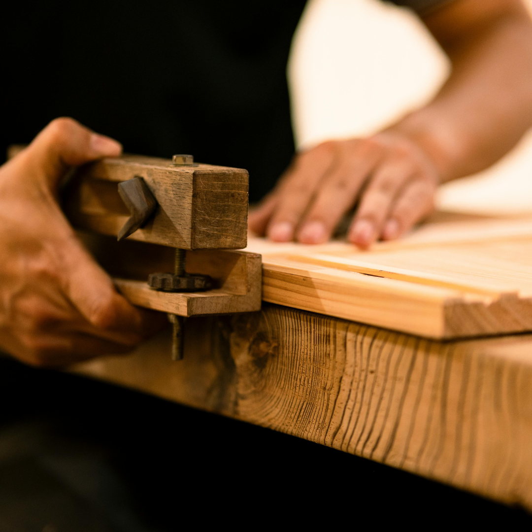 Professional Furniture Carpenter